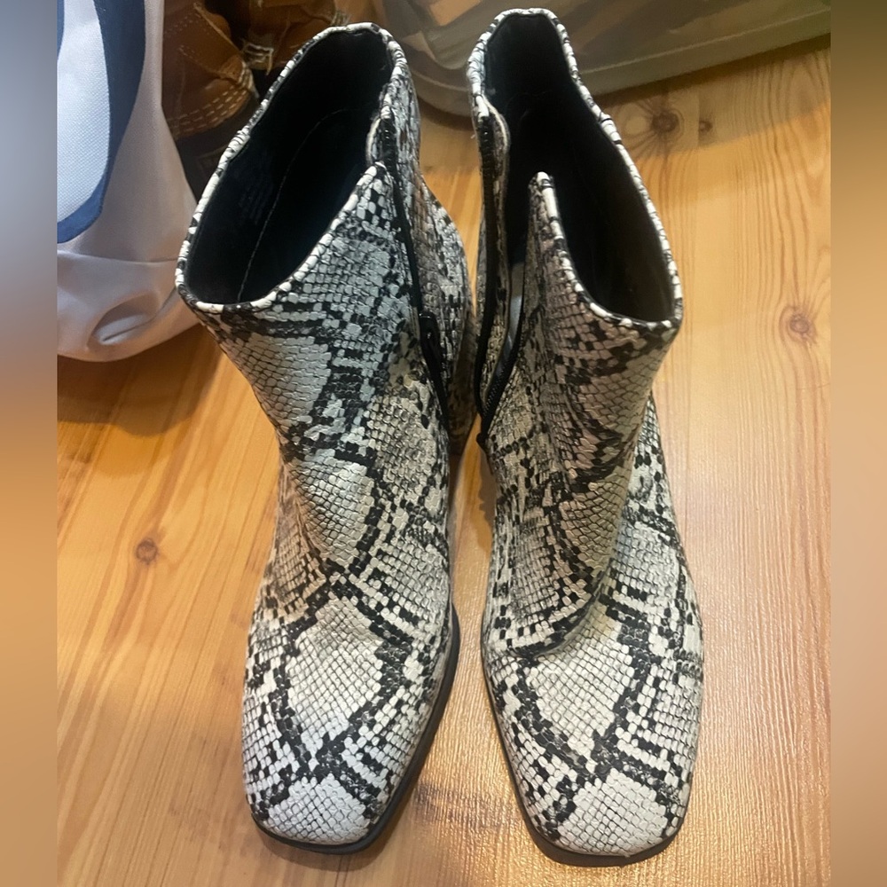 Snakeskin Patterned Boots